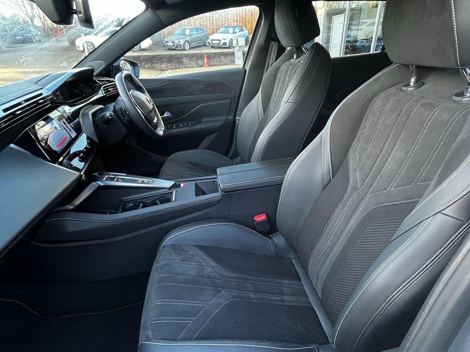 Used Peugeot 408 2024 for sale - 76759271: Photo 39