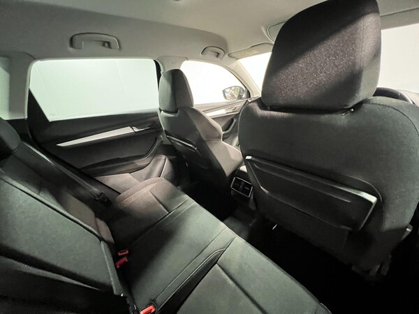 Used Skoda Karoq 2023 for sale - 75657632: Photo 14