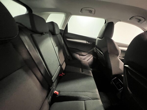 Used Skoda Karoq 2023 for sale - 75657632: Photo 15