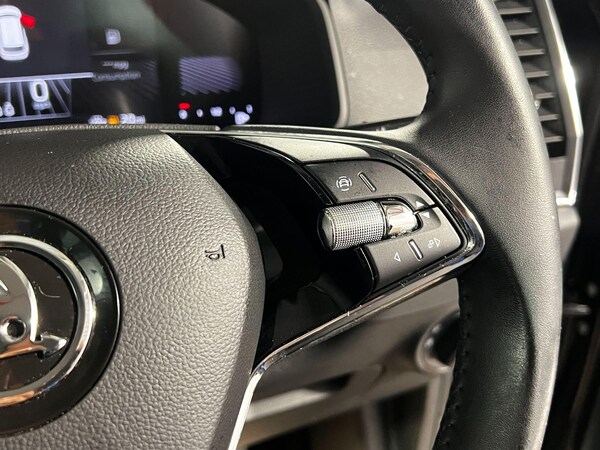 Used Skoda Karoq 2023 for sale - 75657632: Photo 27
