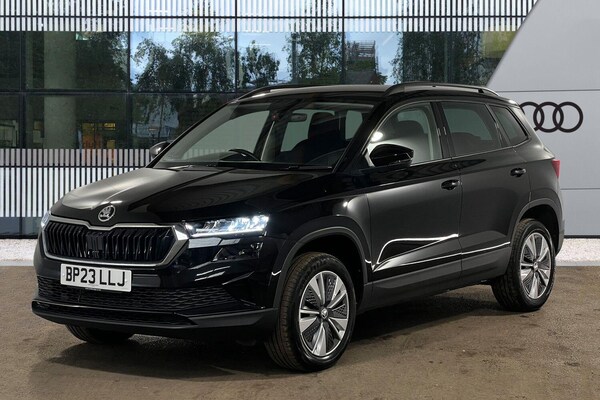 Used Skoda Karoq 2023 for sale - 75657632: Photo 2