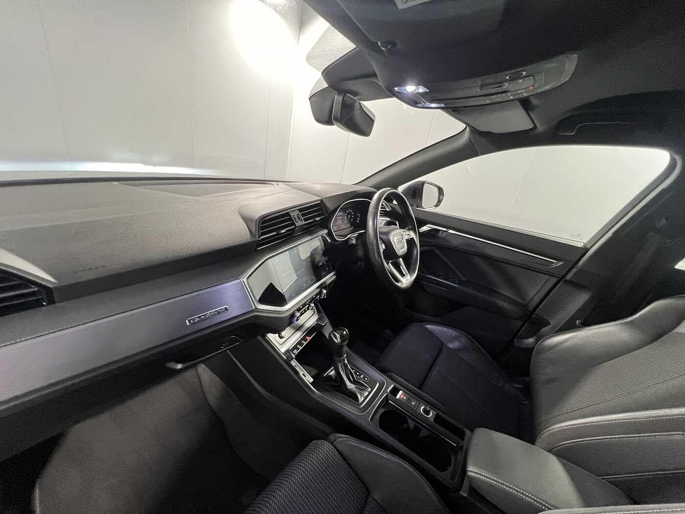 Used Audi Q3 2019 for sale - 76388324: Photo 2