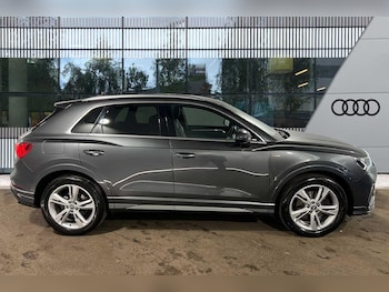 Used Audi Q3 2019 for sale - 76388324: Photo