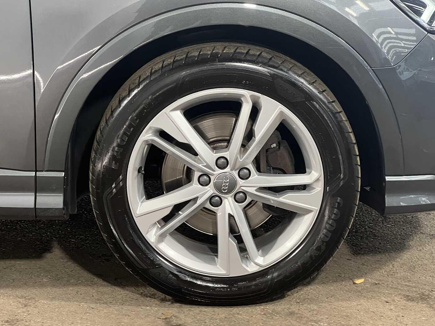 Used Audi Q3 2019 for sale - 76388324: Photo 5