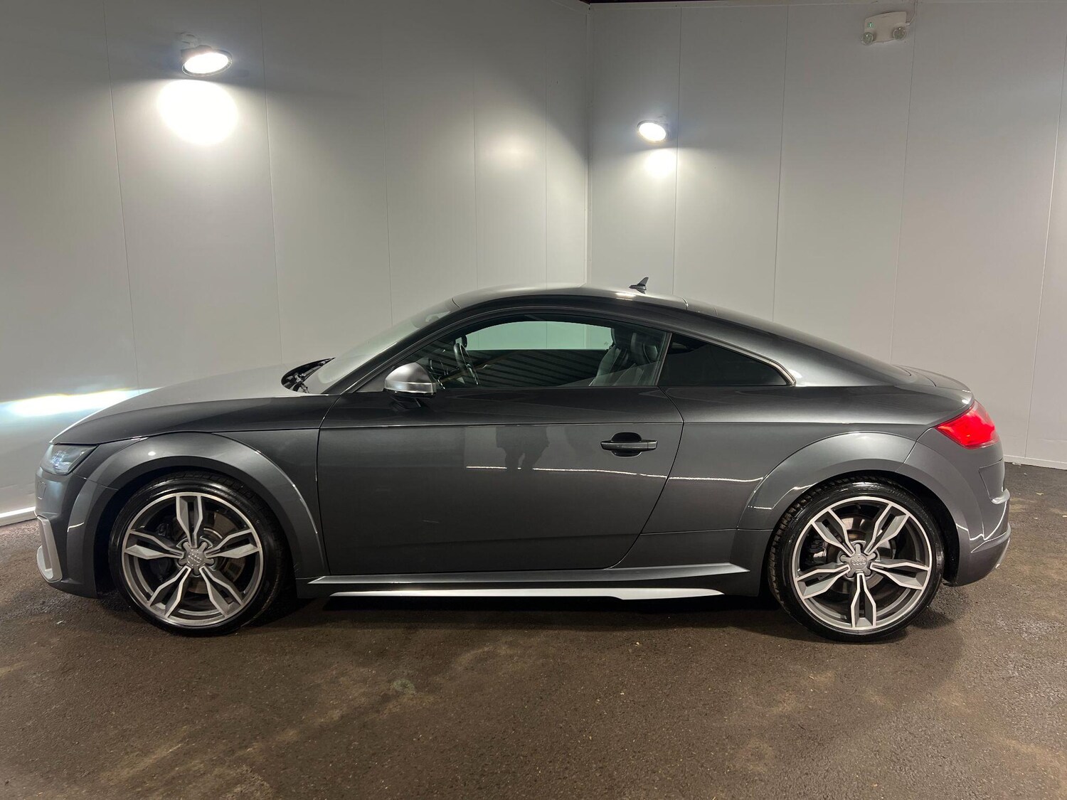 Used Audi TTS for sale - 77683593: Photo 10