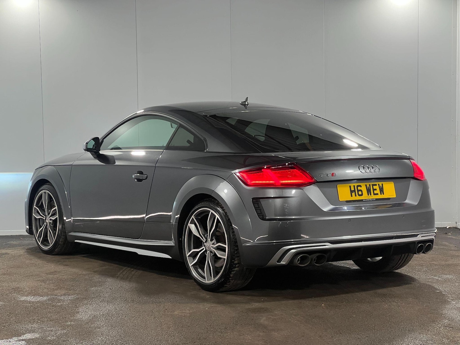 Used Audi TTS for sale - 77683593: Photo 2
