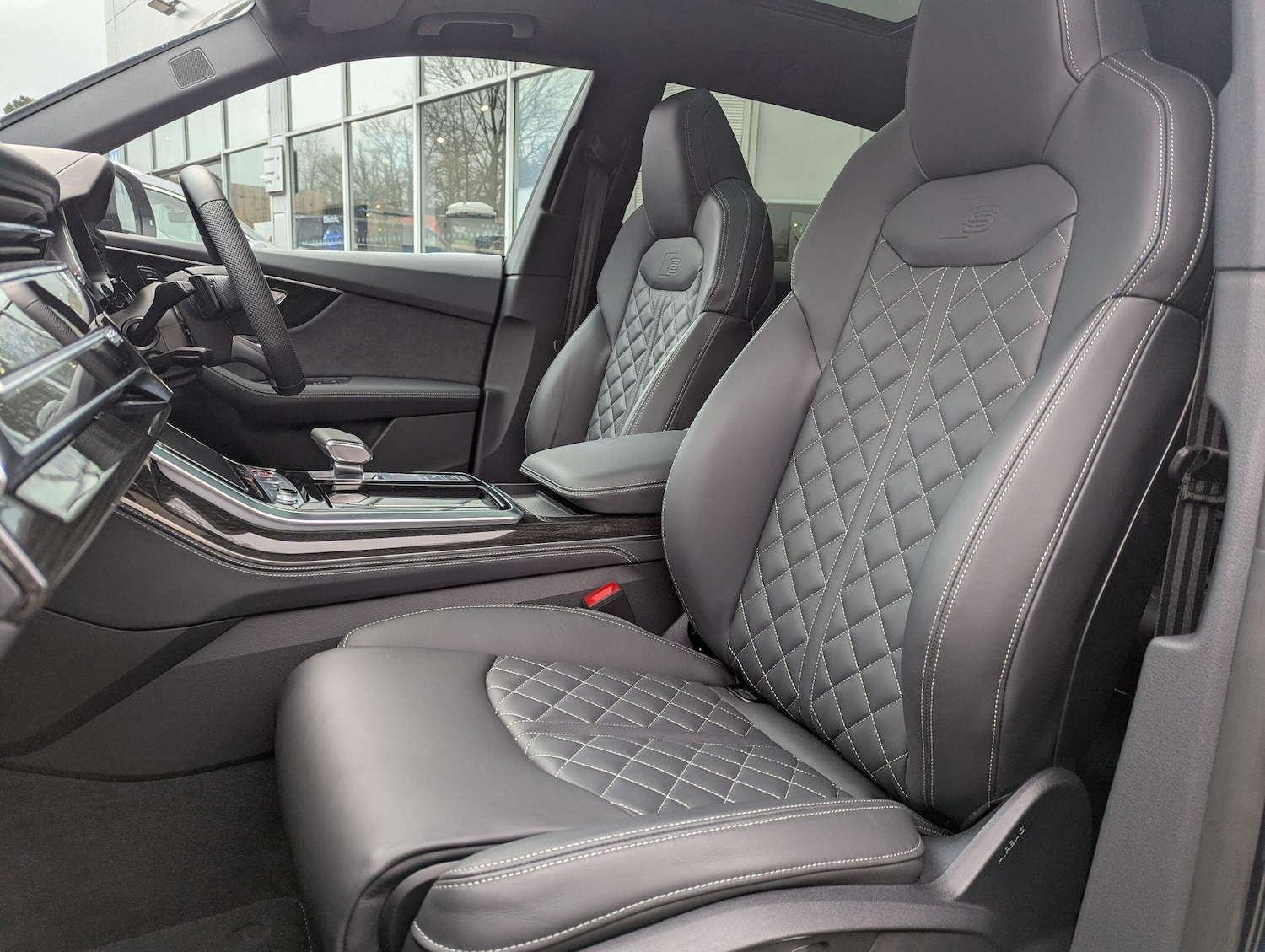 Used Audi SQ8 for sale - 78135858: Photo 25