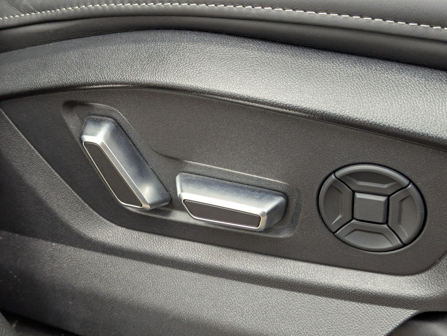 Used Audi SQ8 for sale - 78135858: Photo 48