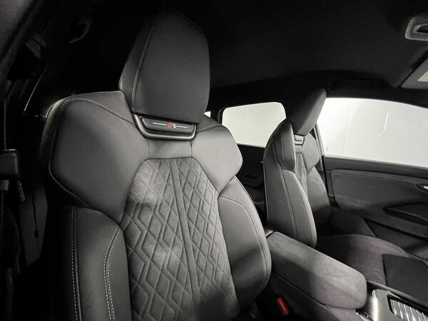 Used Audi Q6 e-tron 2025 for sale - 75311836: Photo 13