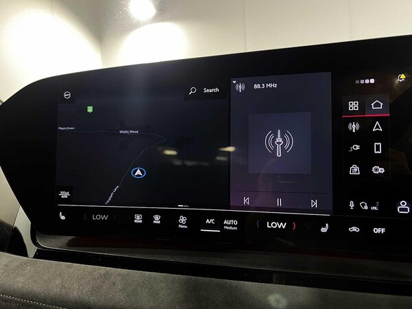Used Audi Q6 e-tron 2025 for sale - 75311836: Photo 33