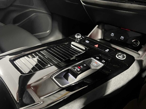 Used Audi Q6 e-tron 2025 for sale - 75311836: Photo 39