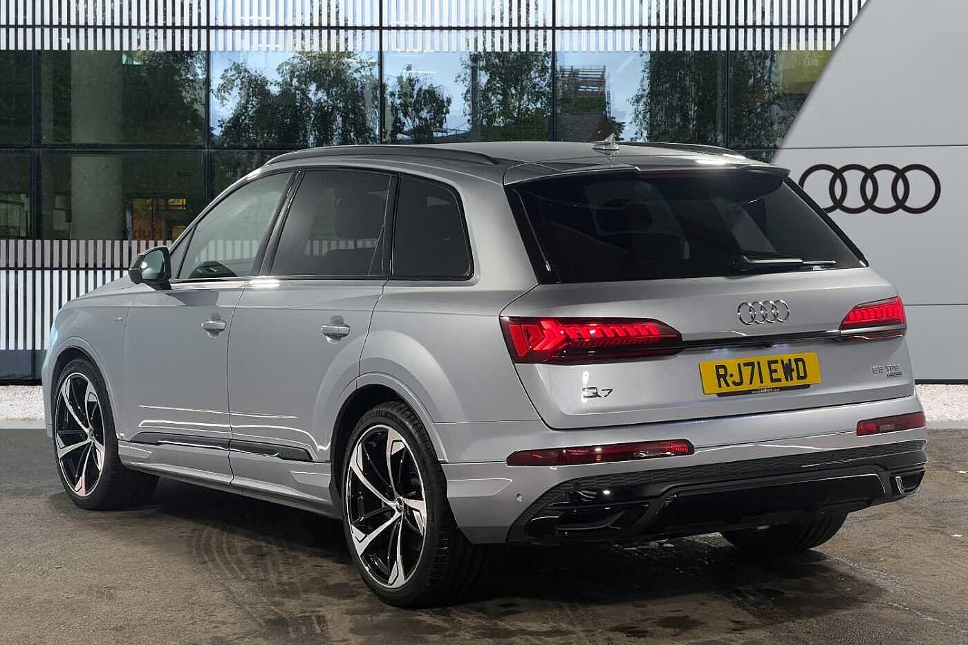 Used Audi Q7 2022 for sale - 76121614: Photo 3