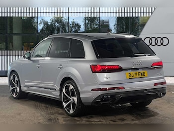 Used Audi Q7 2022 for sale - 76121614: Photo 3