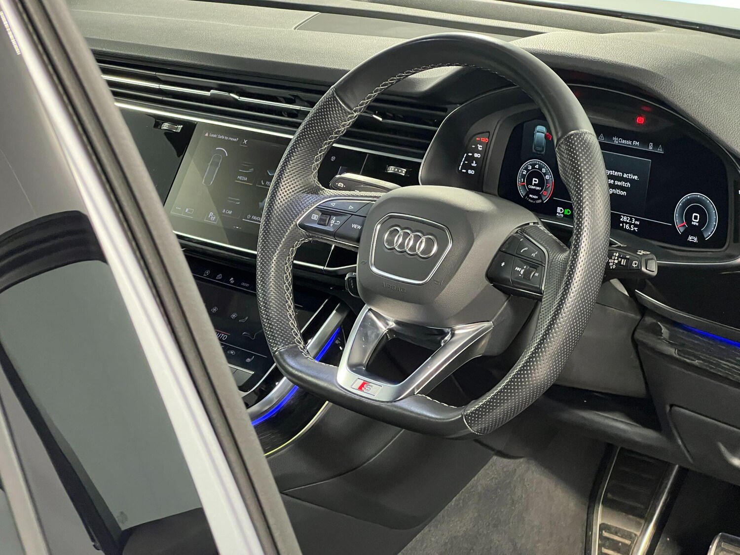 Used Audi Q7 2022 for sale - 76121614: Photo 62
