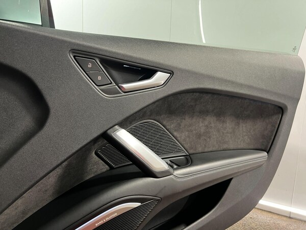 Used Audi TTS 2017 for sale - 75658772: Photo 25