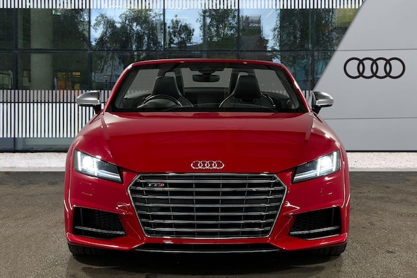 Used Audi TTS 2017 for sale - 75658772: Photo 2