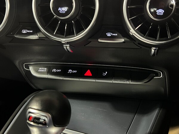 Used Audi TTS 2017 for sale - 75658772: Photo 35