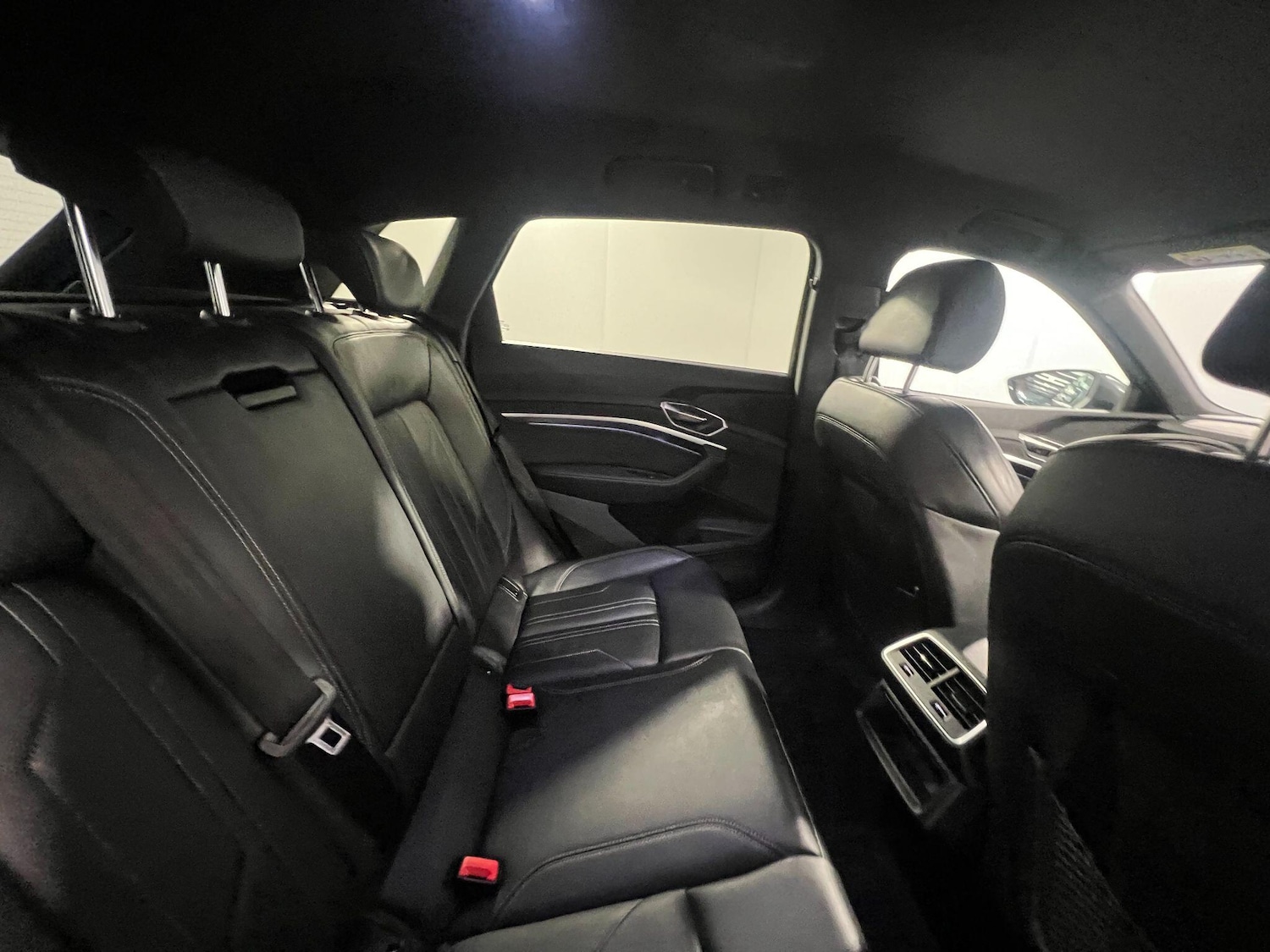 Used Audi Q8 2023 for sale - 77853175: Photo 13