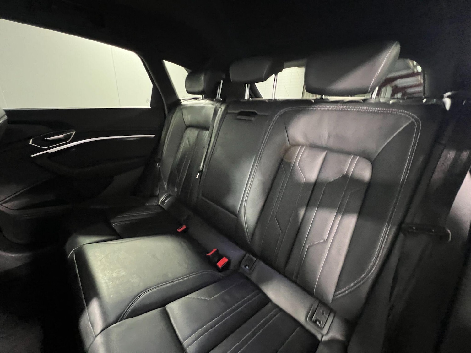 Used Audi Q8 2023 for sale - 77853175: Photo 17