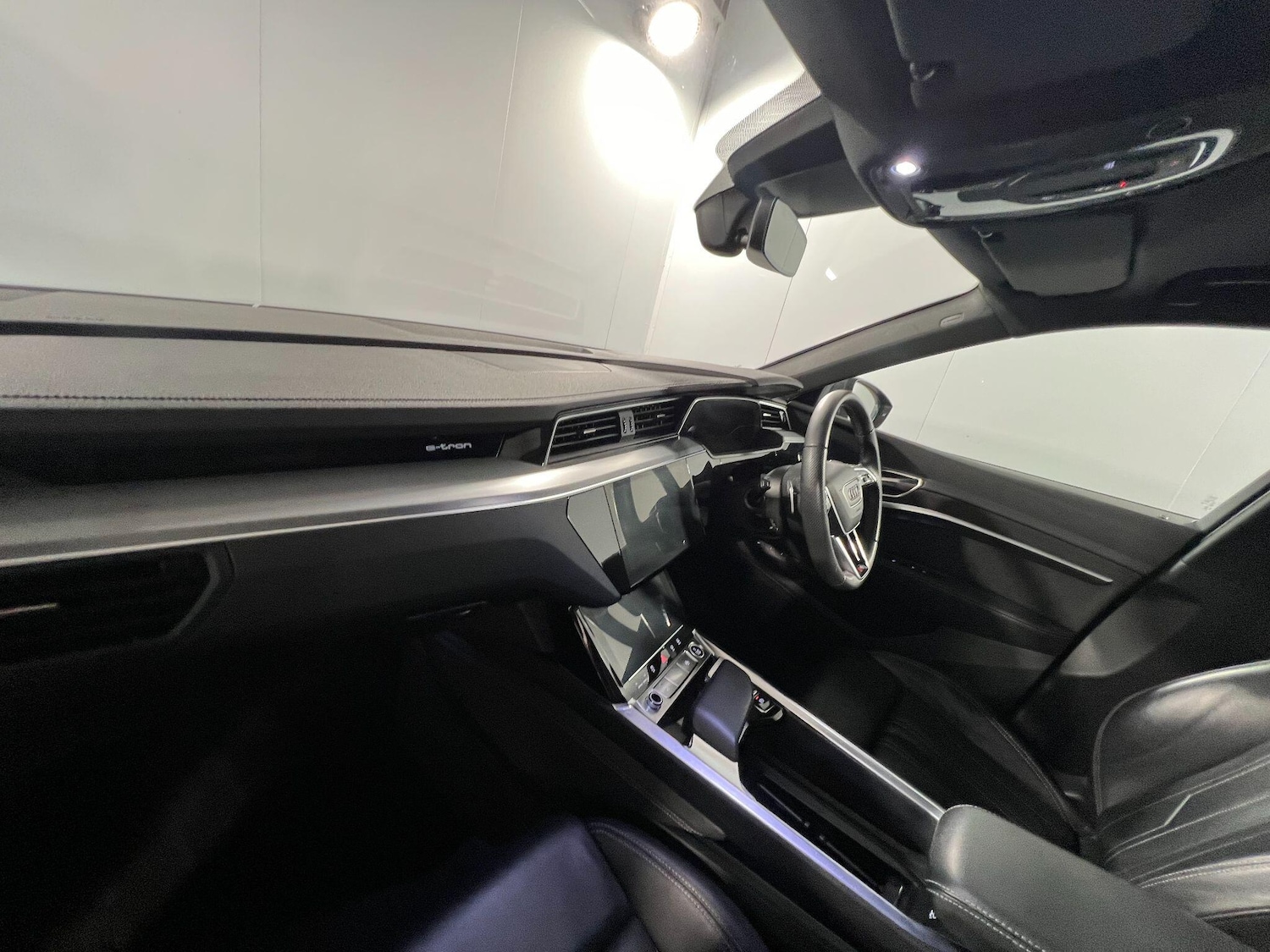 Used Audi Q8 2023 for sale - 77853175: Photo 18