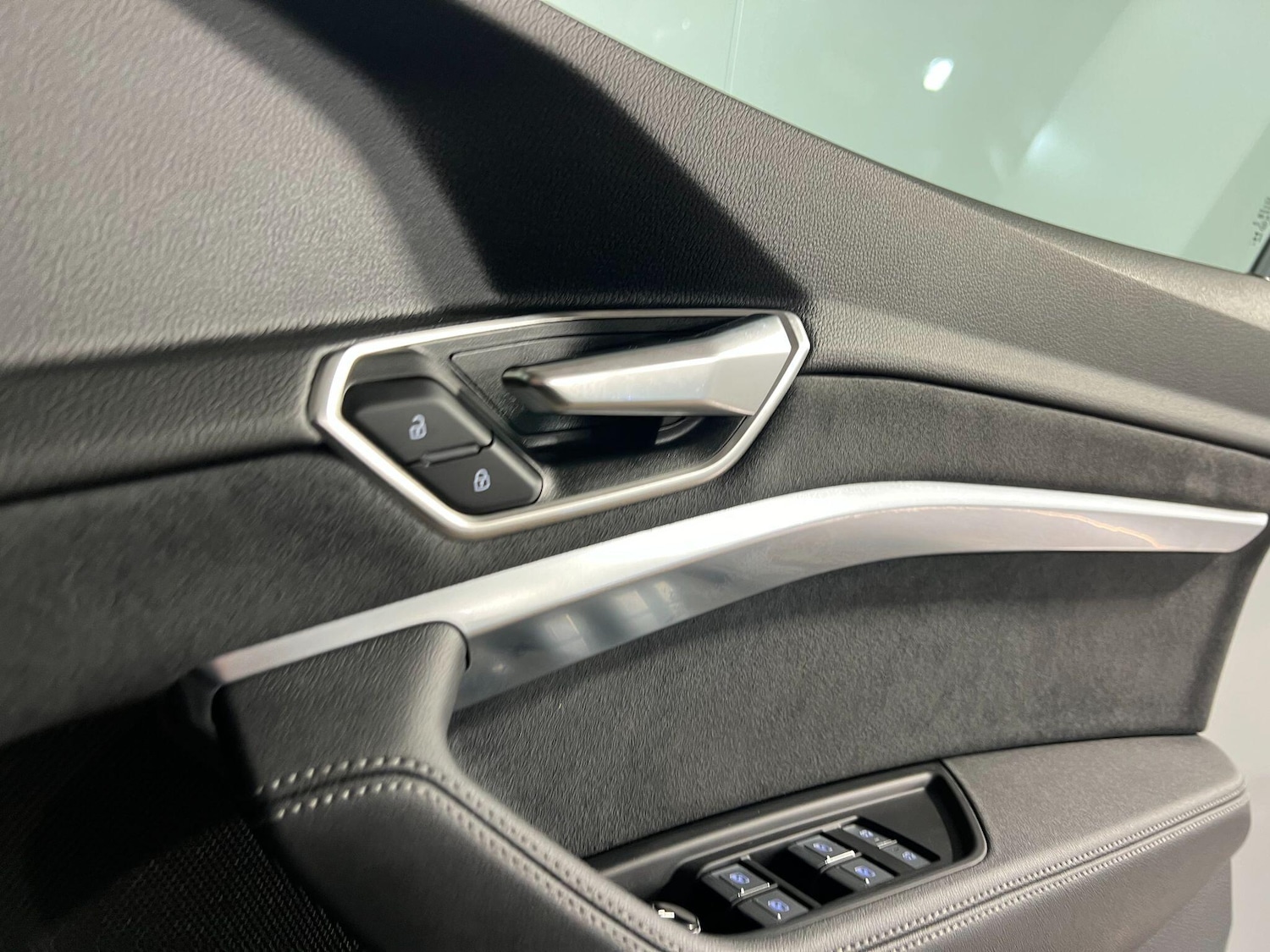 Used Audi Q8 2023 for sale - 77853175: Photo 23