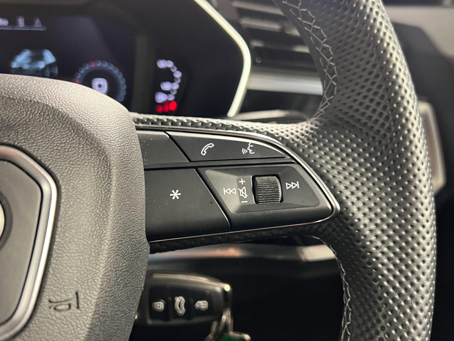 Used Audi Q3 for sale - 77768932: Photo 27