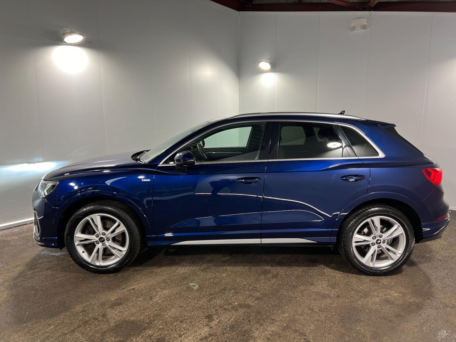 Used Audi Q3 for sale - 77768932: Photo 9
