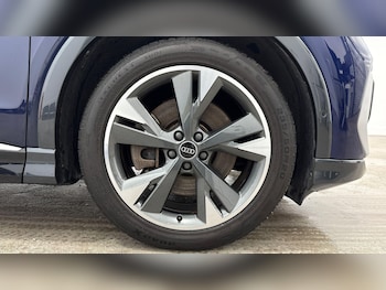 Used Audi Q4 e-tron 2022 for sale - 79034239: Photo