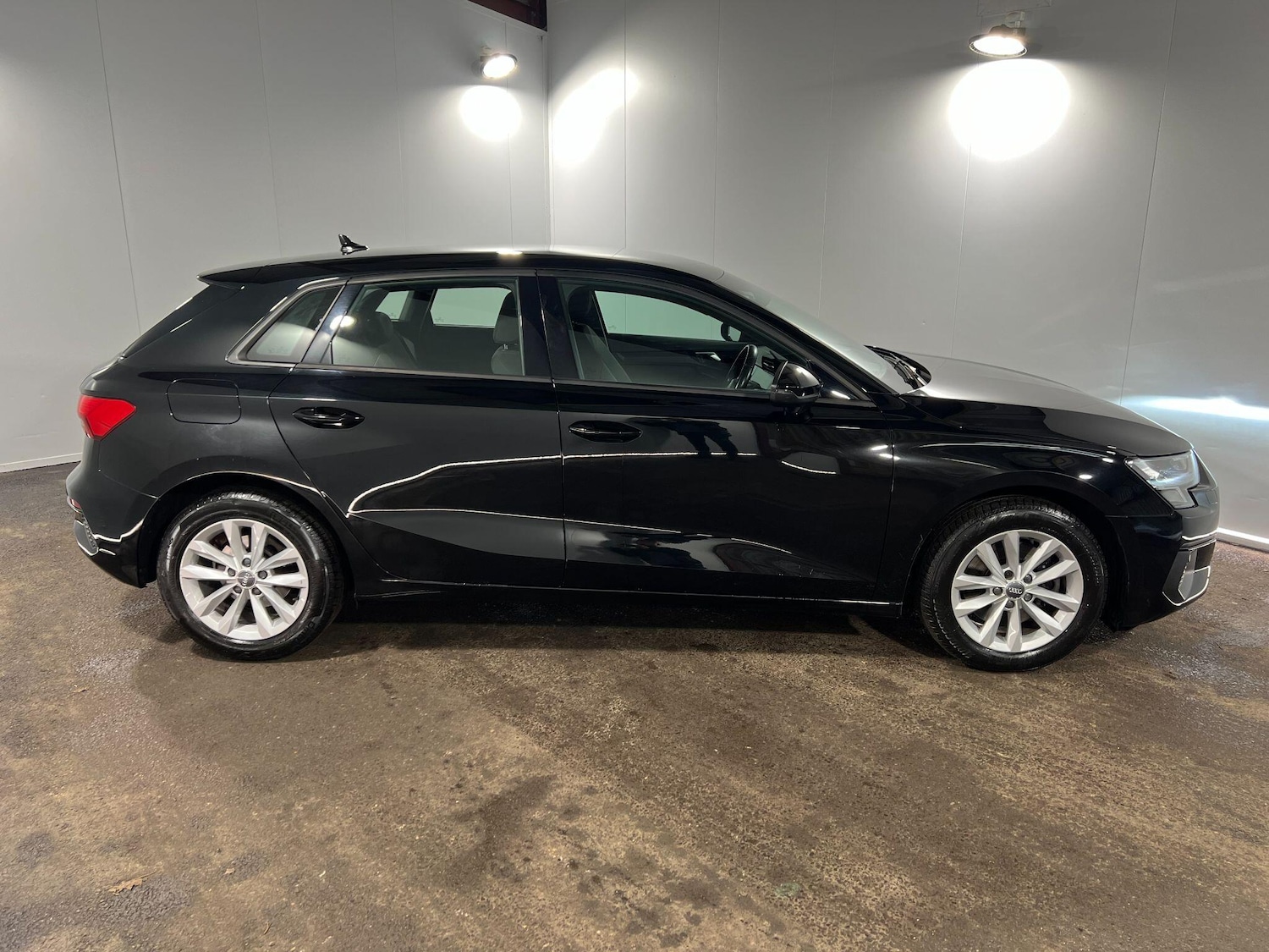 Used Audi A3 2020 for sale - 77768360: Photo 8