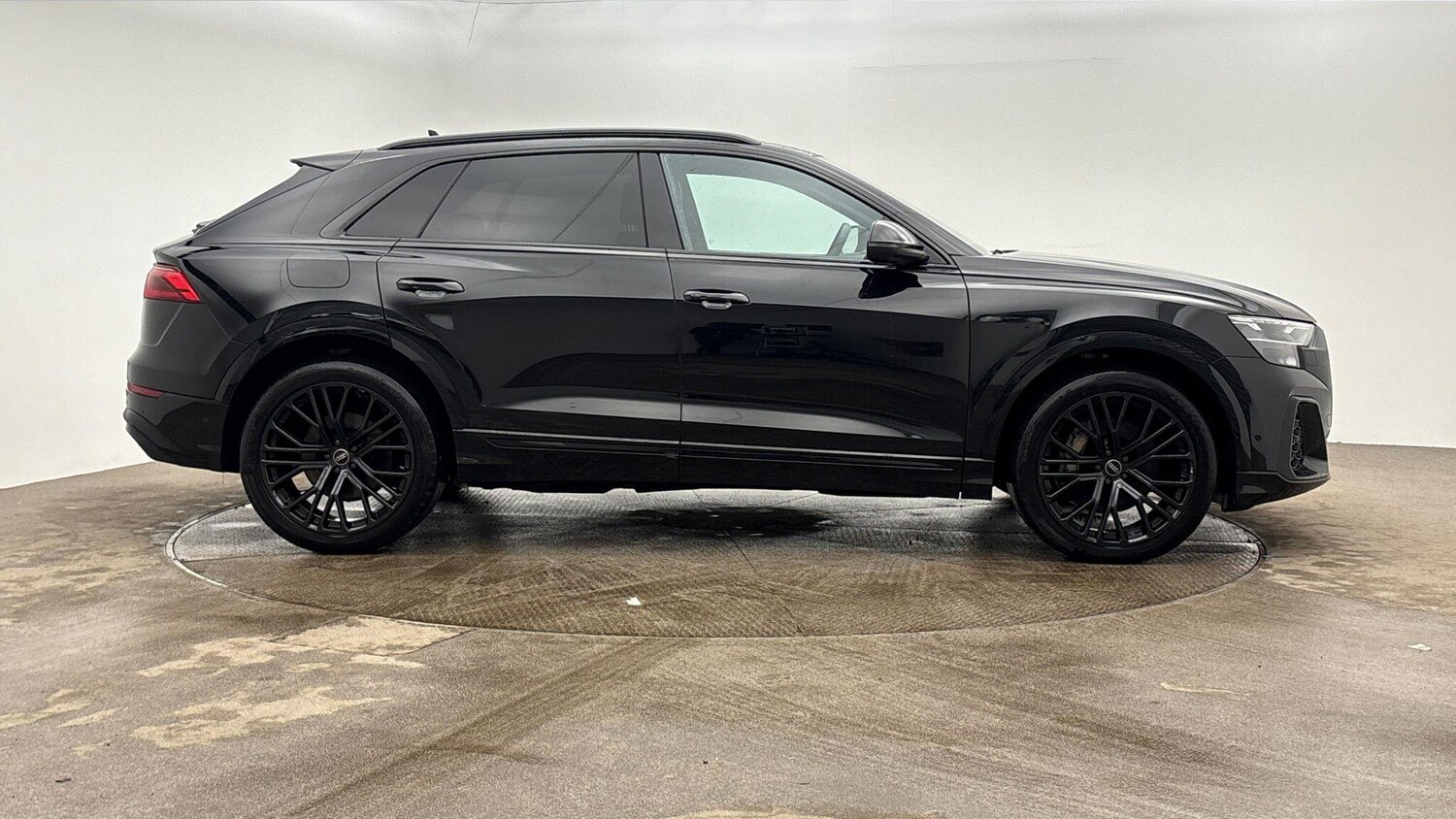 Used Audi Q8 2024 for sale - 77839820: Photo 6