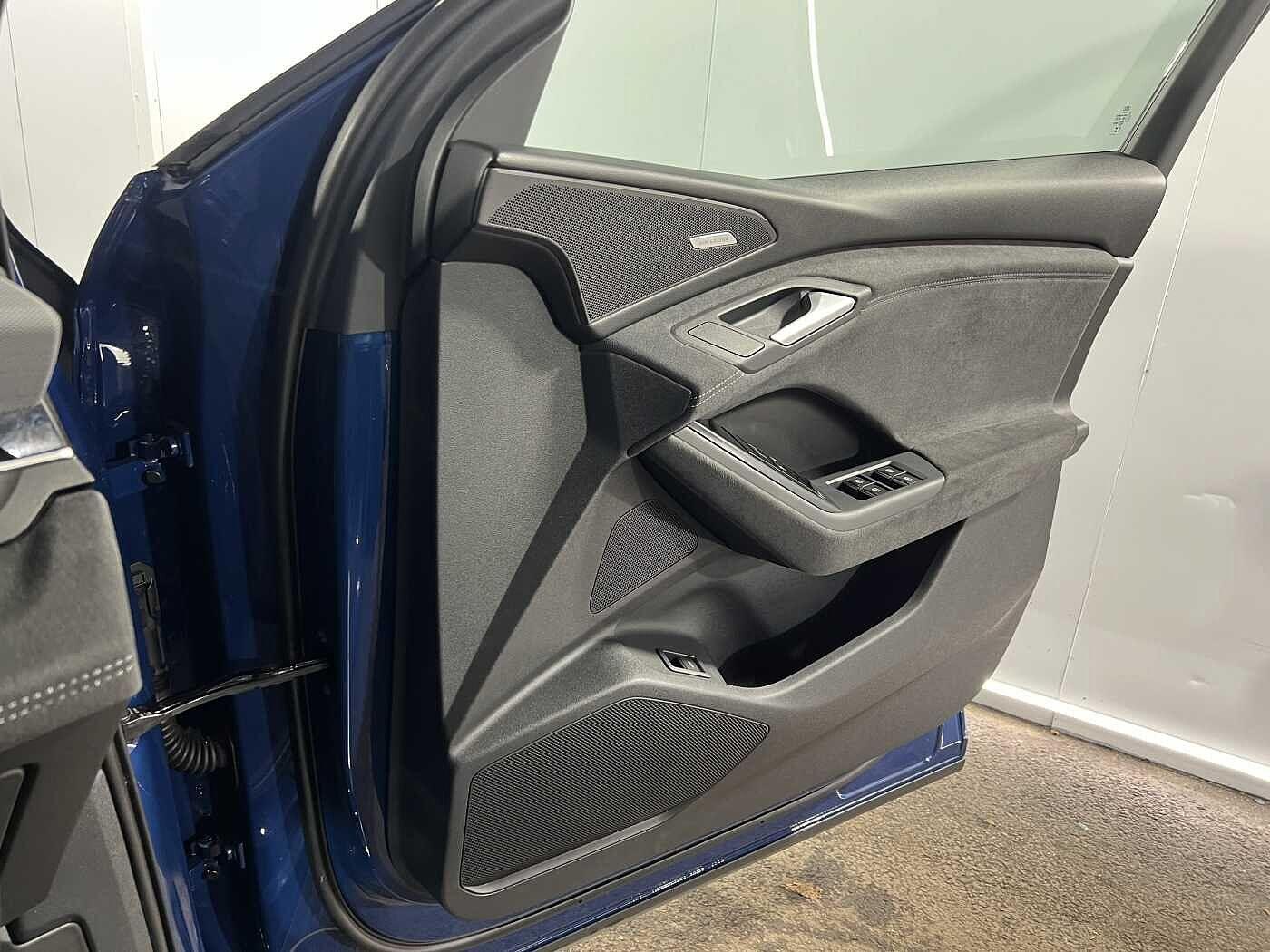 Used Audi Q6 e-tron 2024 for sale - 76259551: Photo 22