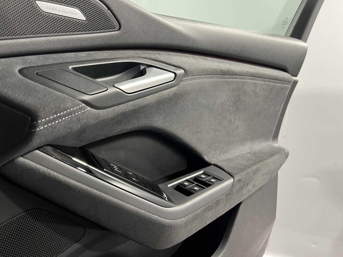 Used Audi Q6 e-tron 2024 for sale - 76259551: Photo 24