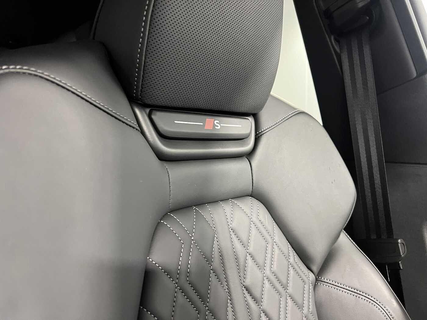 Used Audi Q6 e-tron 2024 for sale - 76259551: Photo 32