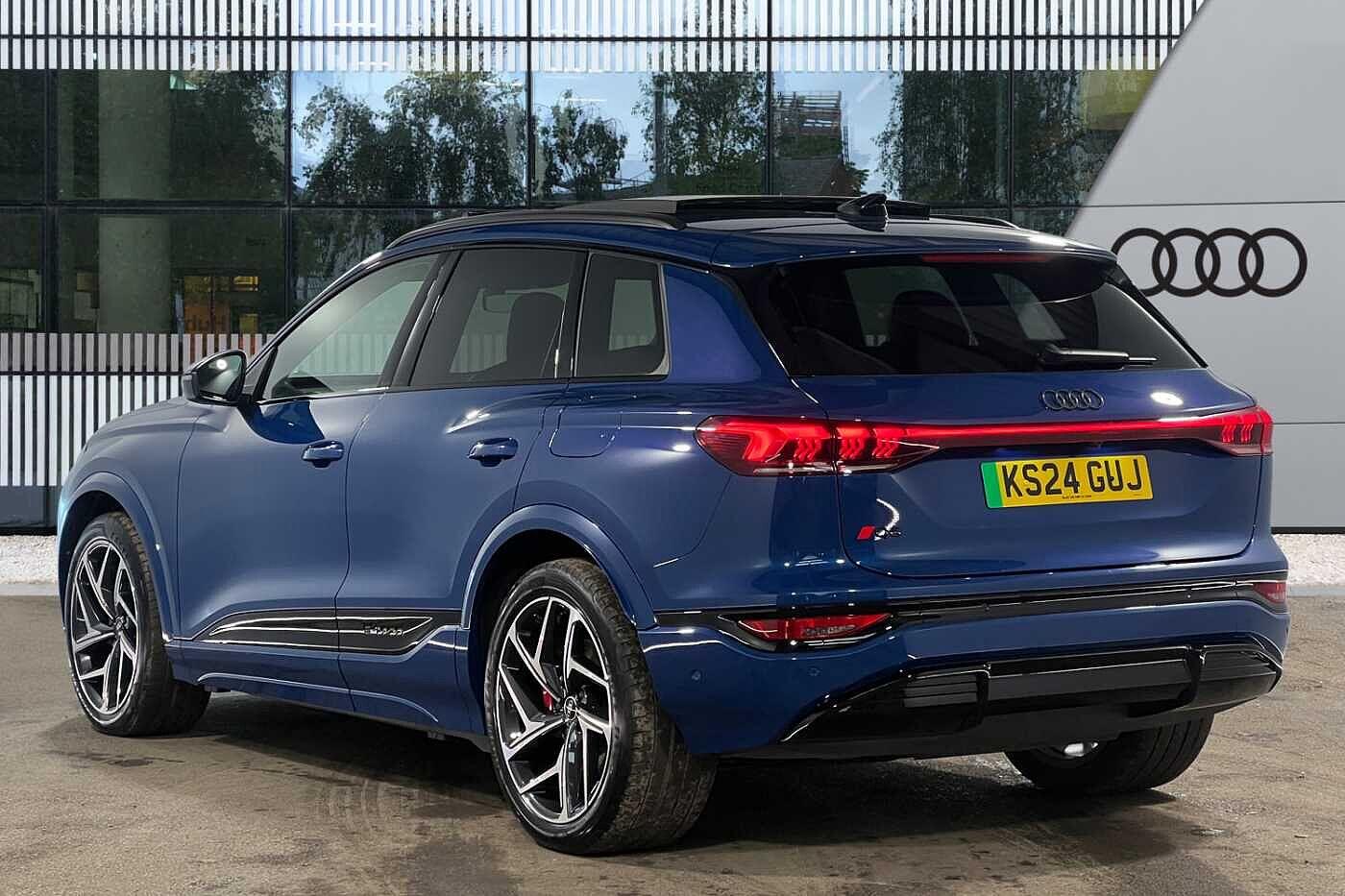 Used Audi Q6 e-tron 2024 for sale - 76259551: Photo 4