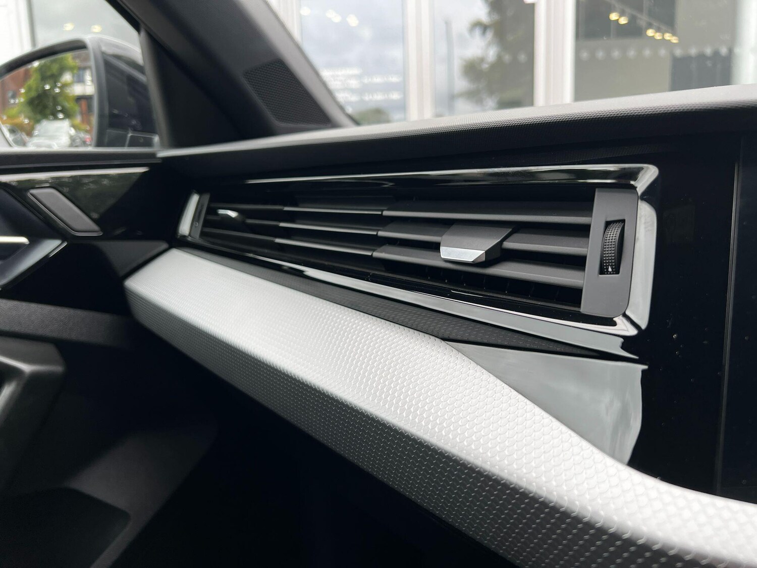 Used Audi A1 for sale - 77784295: Photo 12