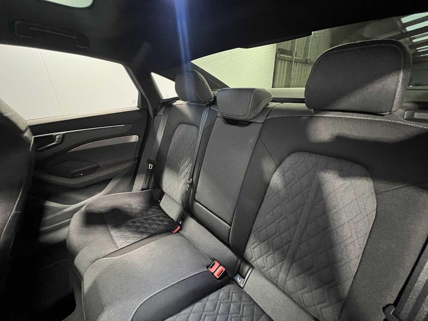 Used Audi A6 Saloon 2025 for sale - 76284077: Photo 17