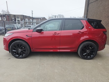 Used Land Rover Discovery Sport 2021 for sale - 78932656: Photo