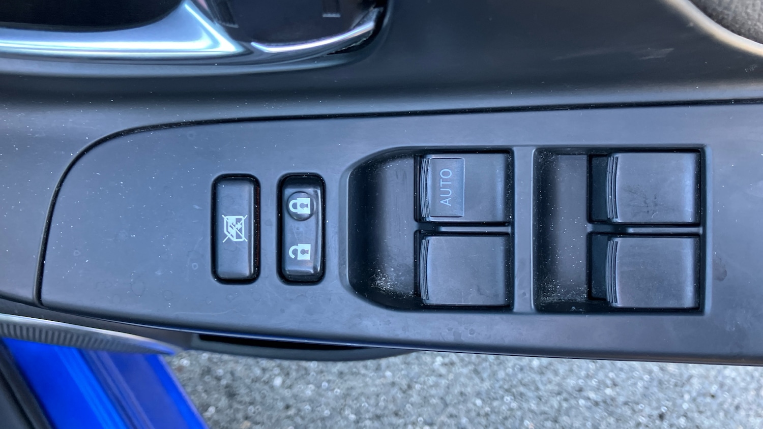 Used Toyota Yaris 2017 for sale - 76799033: Photo 21