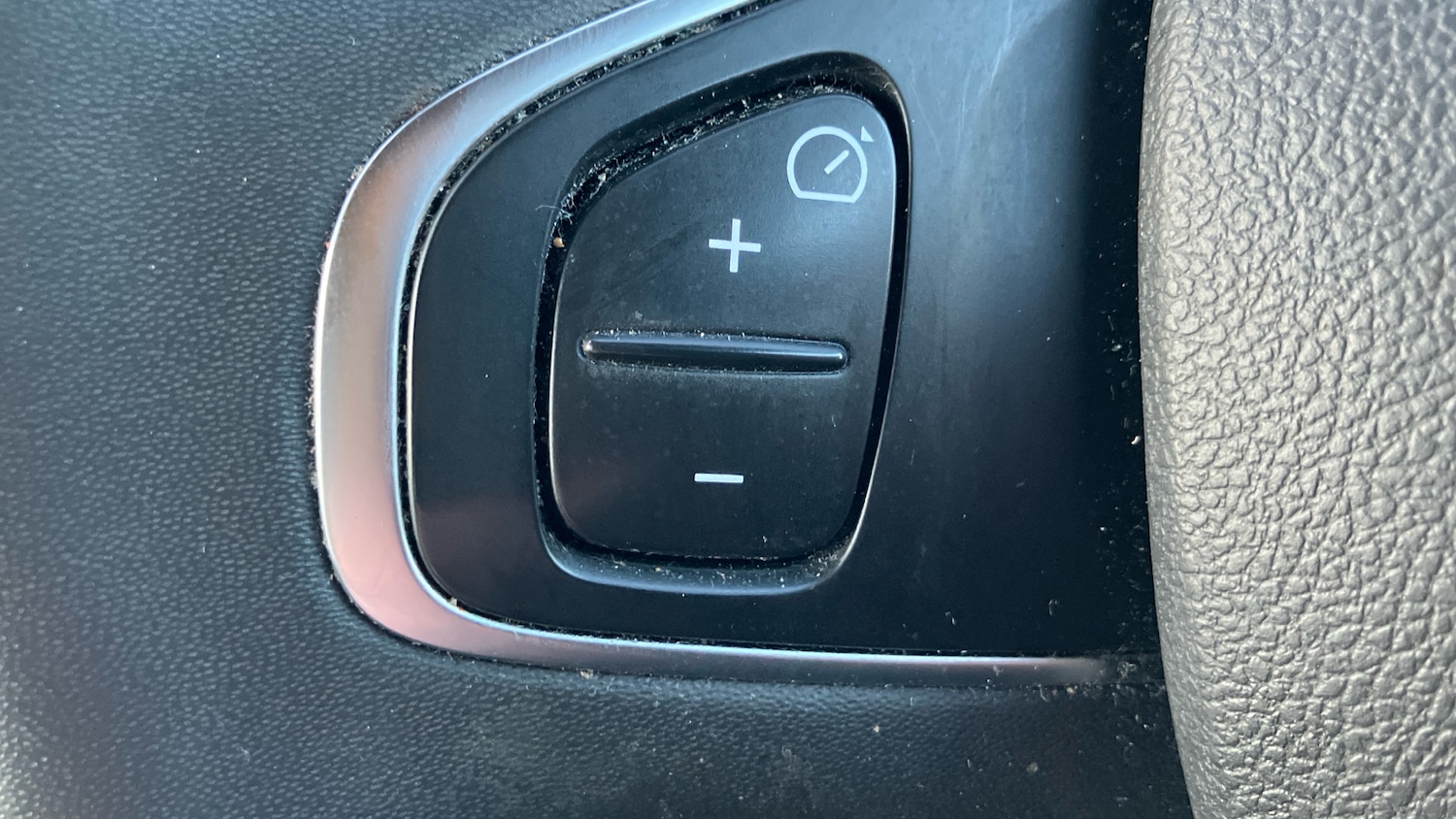 Used Renault Captur 2018 for sale - 76655760: Photo 22