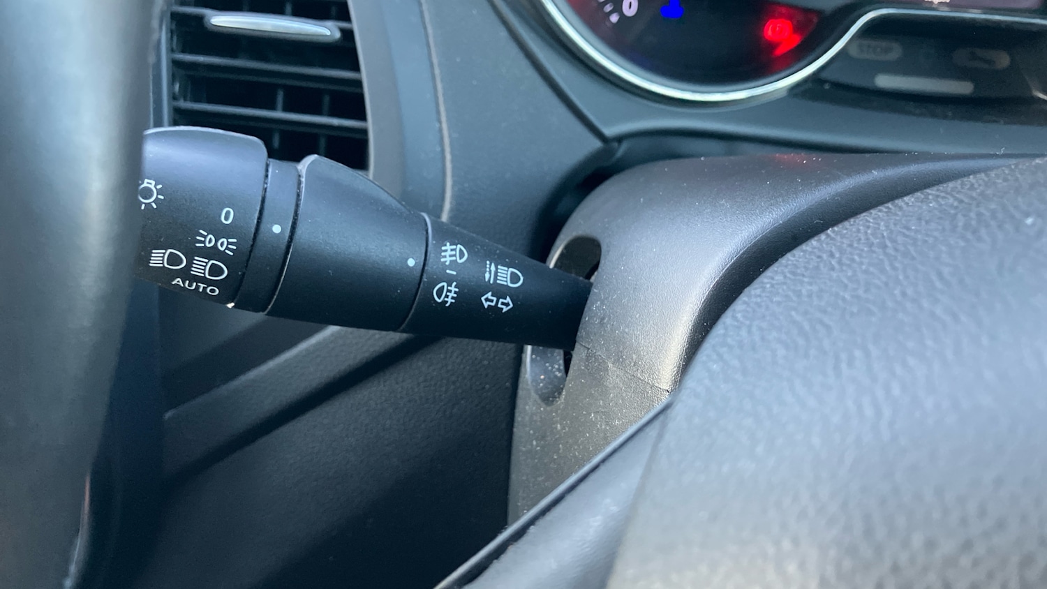 Used Renault Captur 2018 for sale - 76655760: Photo 24