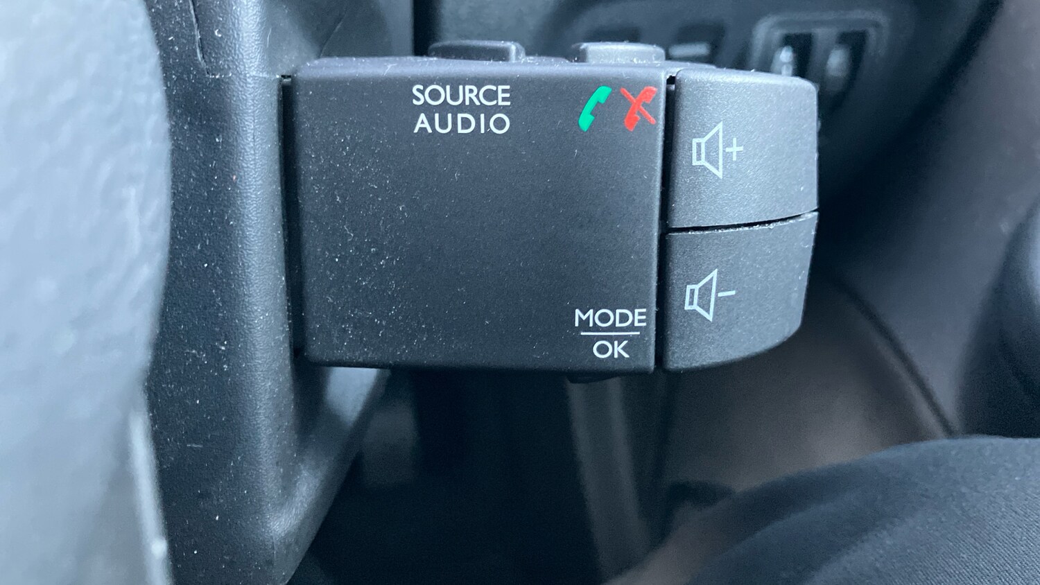 Used Renault Captur 2018 for sale - 76655760: Photo 26