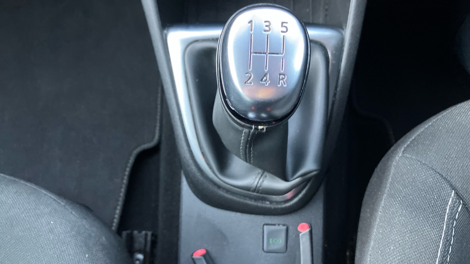 Used Renault Captur 2018 for sale - 76655760: Photo 31