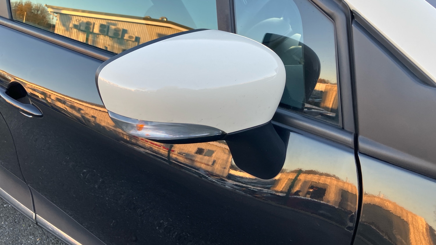 Used Renault Captur 2018 for sale - 76655760: Photo 37