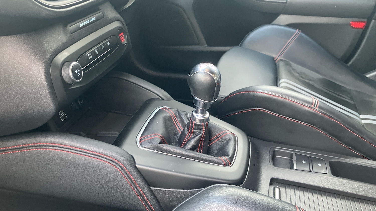 Used Ford Focus 2023 for sale - 76354891: Photo 13