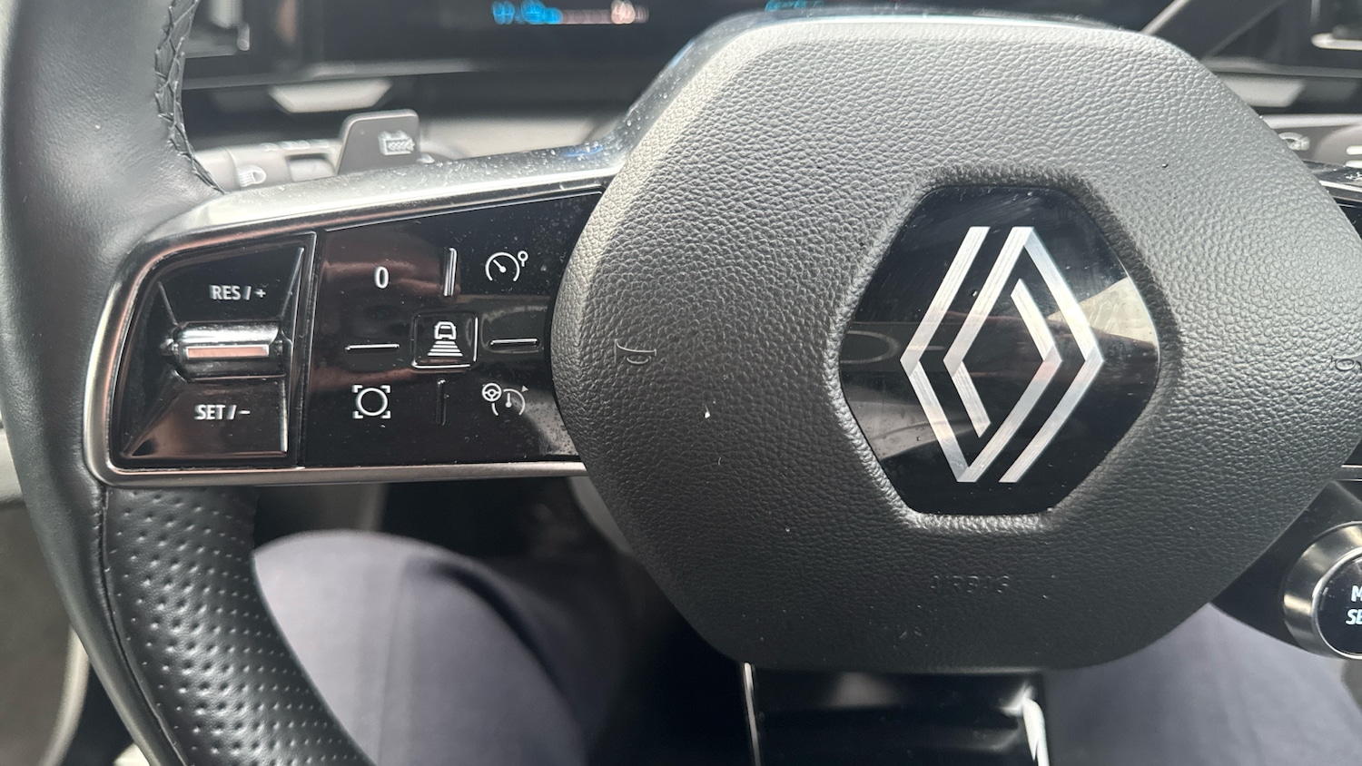 Used Renault Megane E Tech 2022 for sale - 77300286: Photo 25