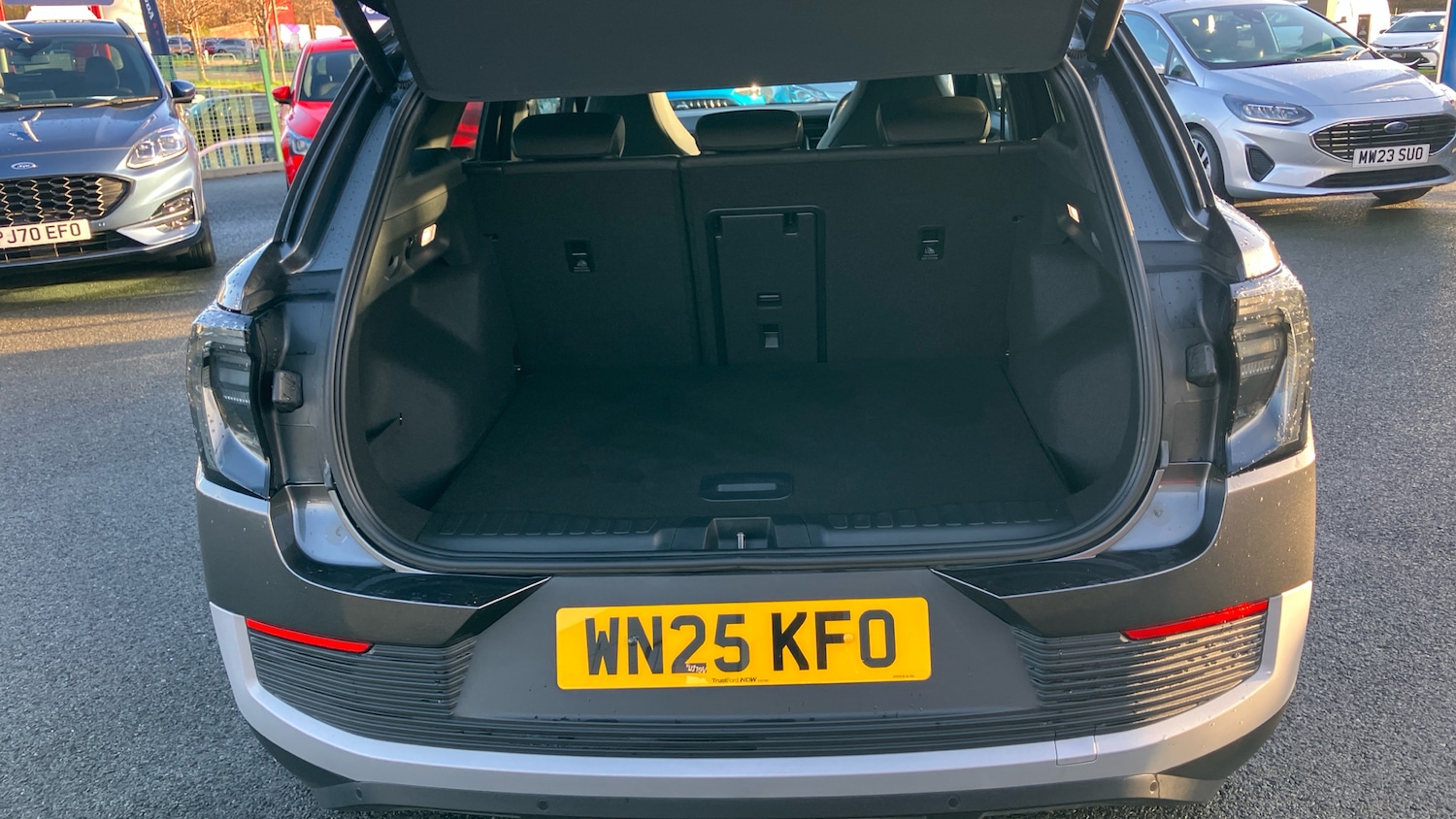 Used Ford Explorer 2025 for sale - 77033315: Photo 4