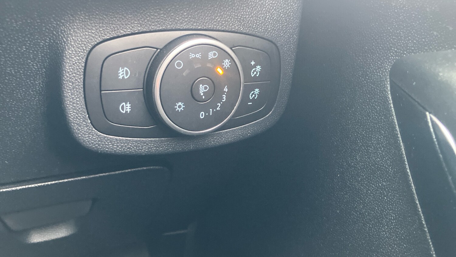 Used Ford Fiesta 2020 for sale - 77353435: Photo 26