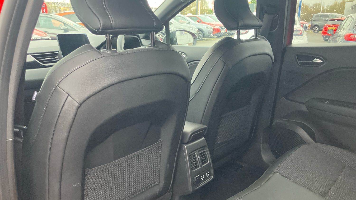 Used Renault Captur 2023 for sale - 77964748: Photo 39