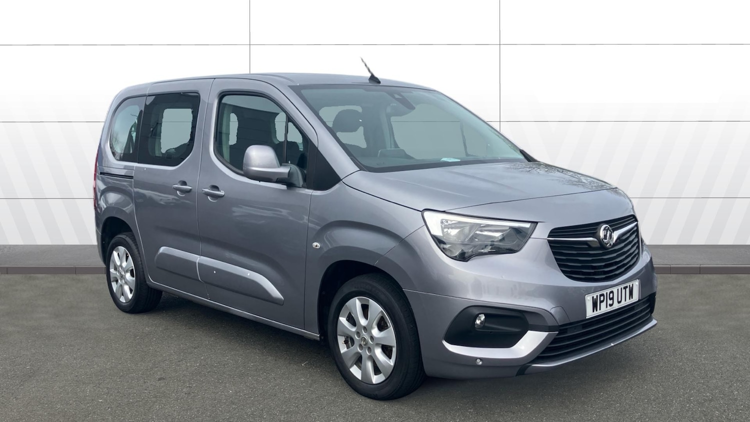 Used Vauxhall Combo Life 2019 for sale - 78039127: Photo 1