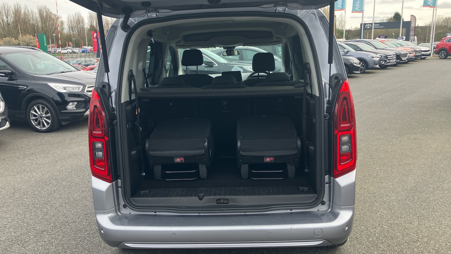 Used Vauxhall Combo Life 2019 for sale - 78039127: Photo 4